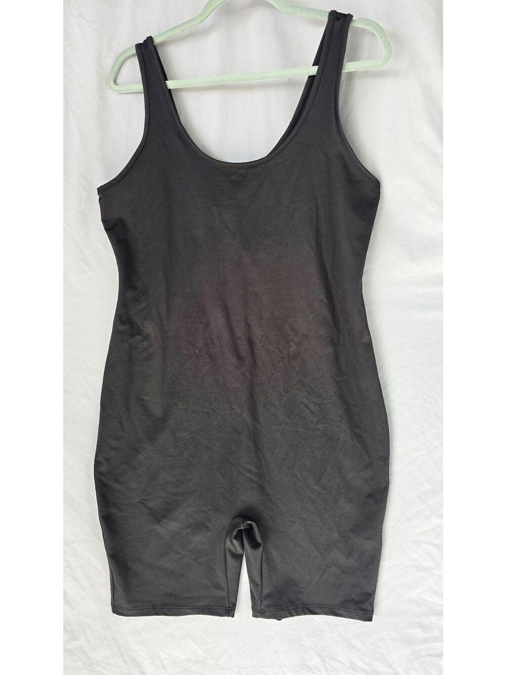 Forever 21+ Jumpsuit Womens 0X Black Scoop Neck Sleeveless Stretch Romper